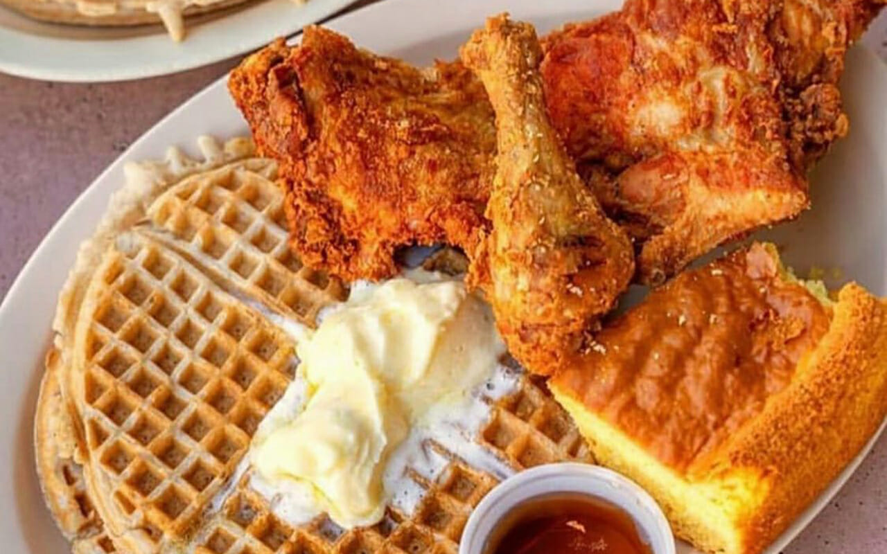 NeYo brings Johnny's Chicken & Waffles to Westgate AZ Big Media