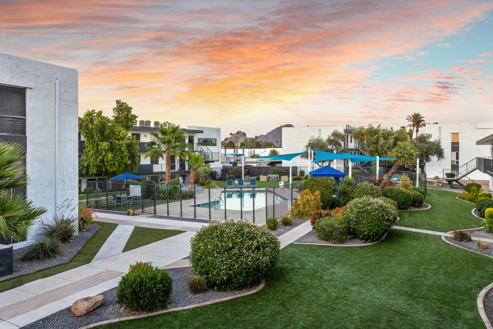 117unit Avalon in Phoenix sells for 29.5 million AZ Big Media