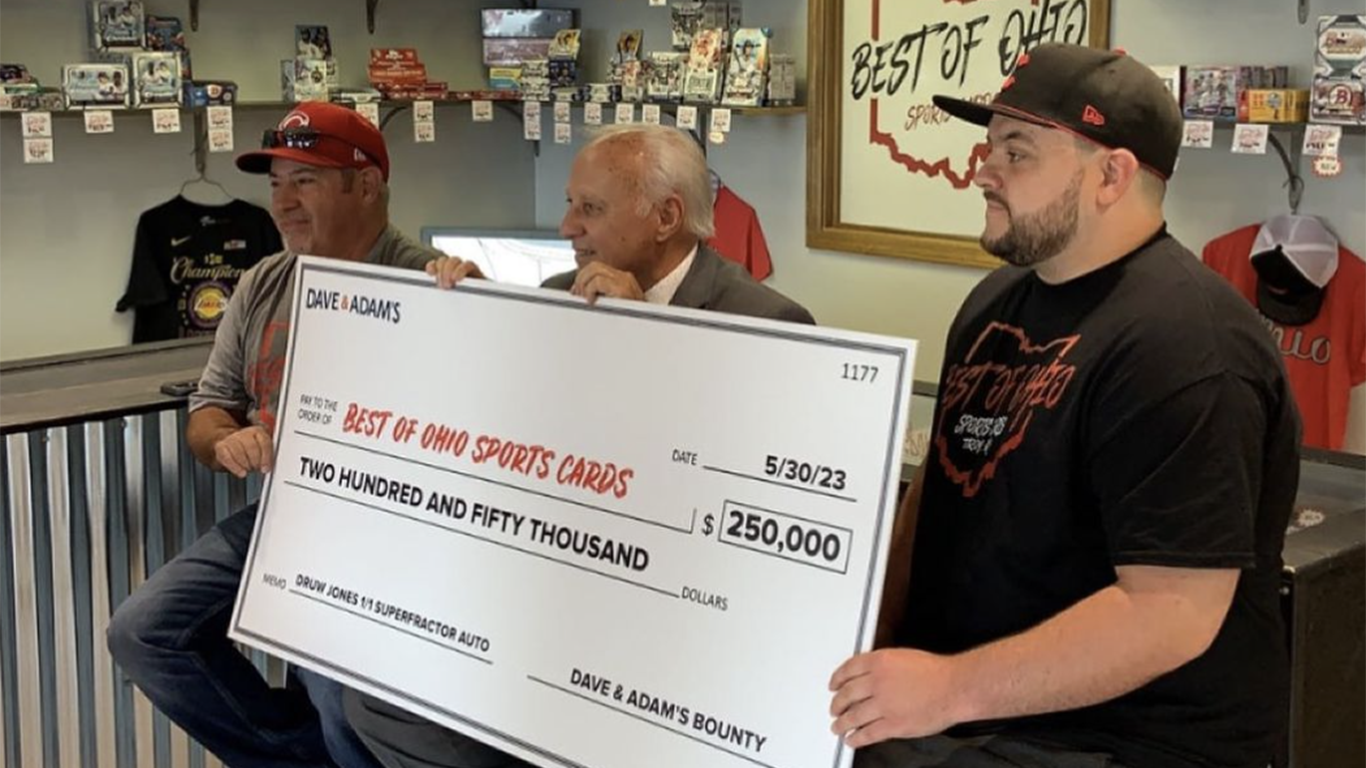 'Rarest card in the set': Family trades in Druw Jones rookie card for $250,000 - Vimarsana News