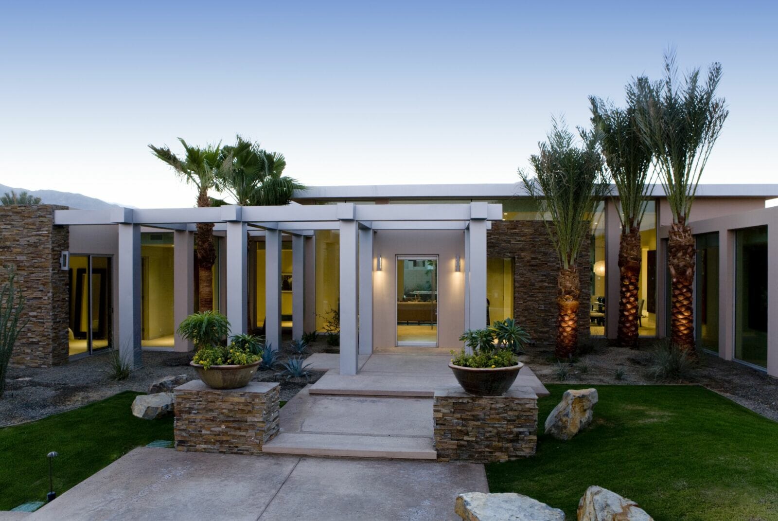 here-are-the-most-and-least-profitable-home-styles-in-phoenix-az-big